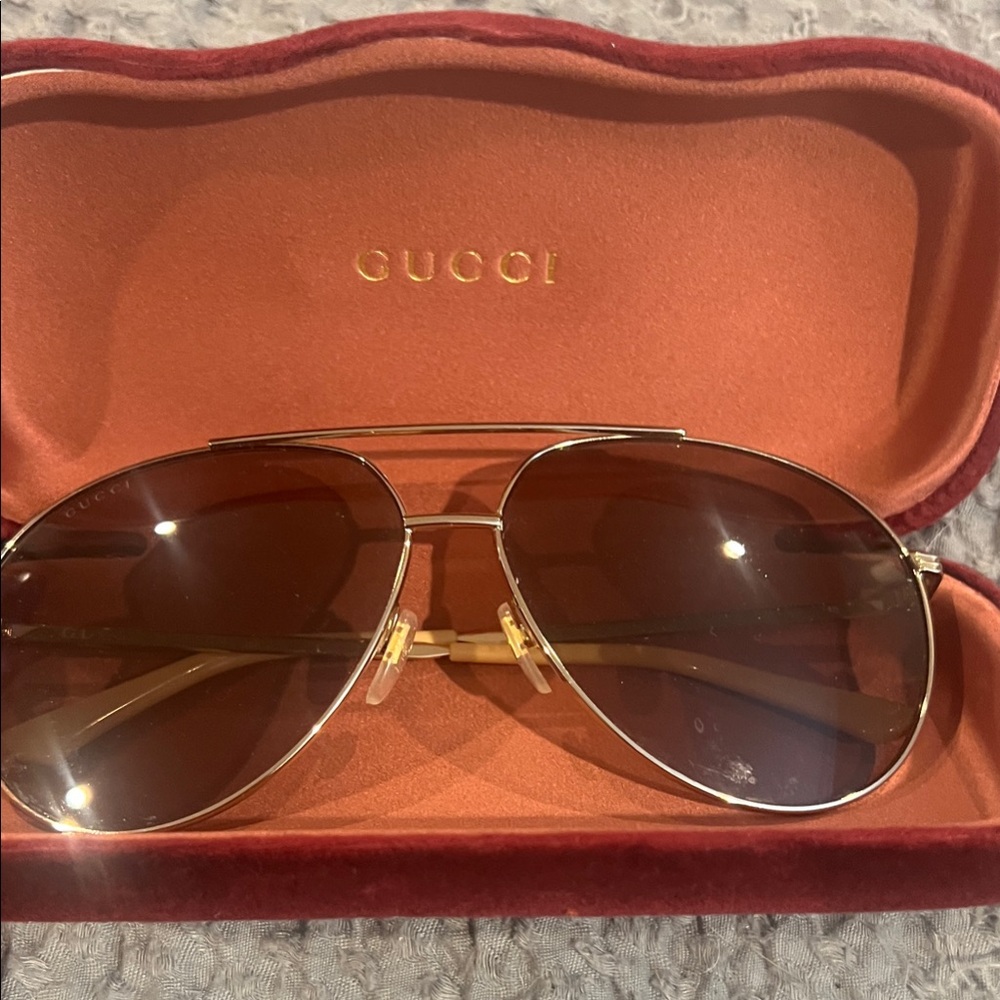 Gucci Burgundy and Gold Aviator Sunglasses - Picture 2 of 7